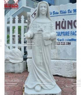 Tượng Bà Thánh Mary MacKillop